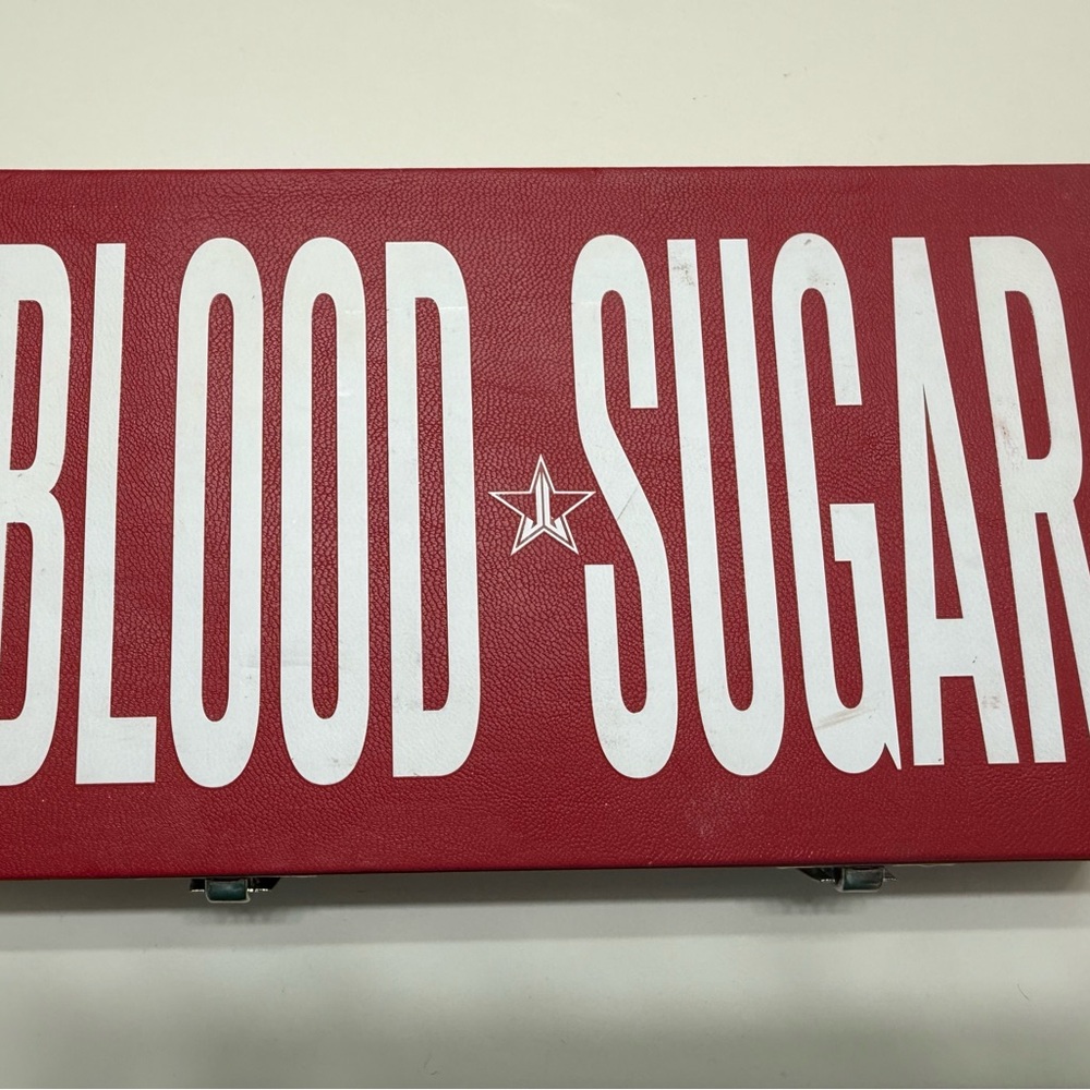 Jeffree Star Blood Sugar Eyeshadow Palette - Red and White